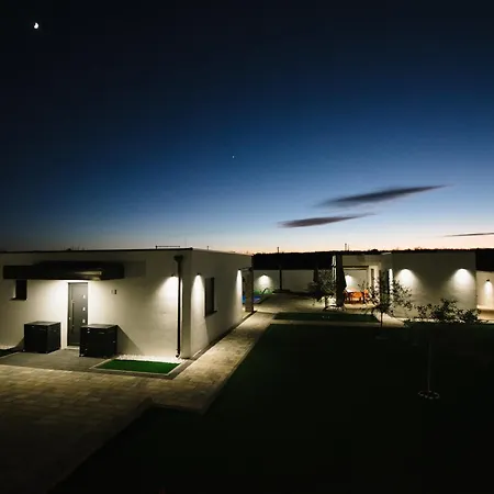 Luxury Blue Sky *