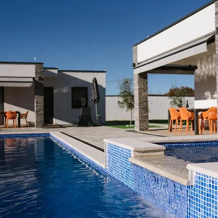 Ferienhaus Luxury Blue Sky