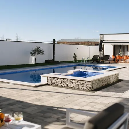 Ferienhaus Luxury Blue Sky *